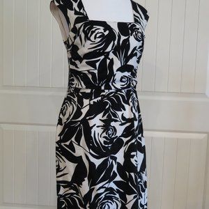 WHBM Bodycon Dress w Roses